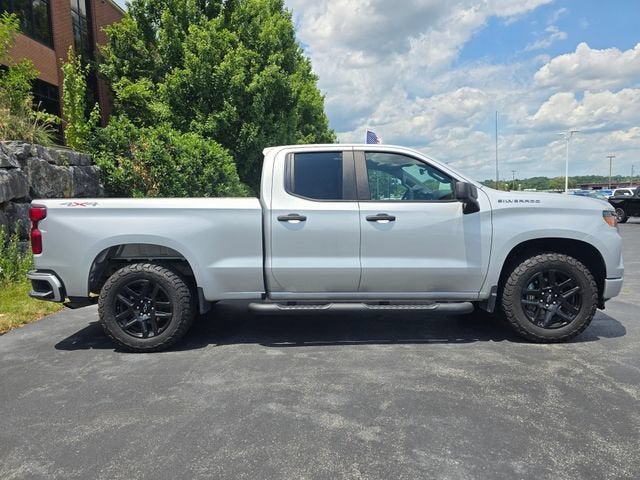 2022 Chevrolet Silverado 1500 — side profile view