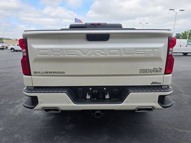 2024 Chevrolet Silverado 1500 — interior view